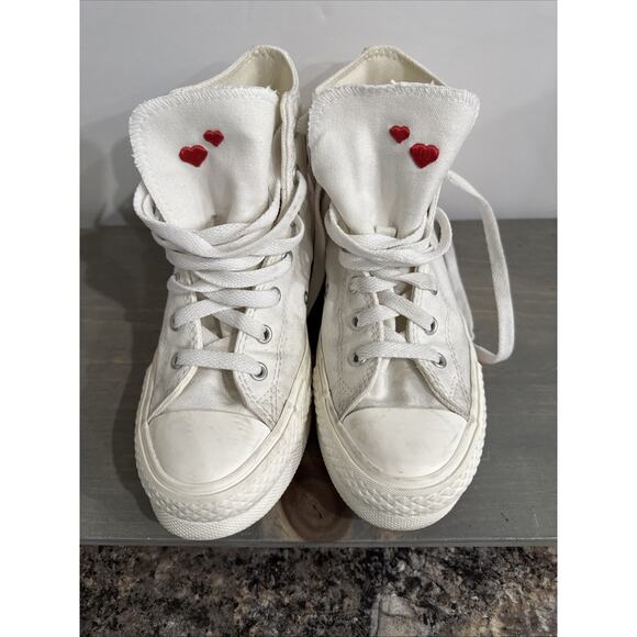 Kids Converse Chuck Taylor All Star Life High Top Sneaker Hearts Size 3.5 - Picture 2 of 15